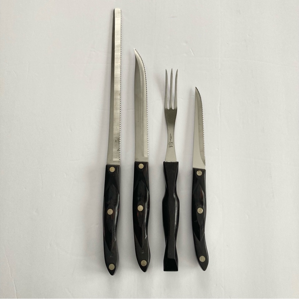 CUTCO 4 pc Set 1721 , 1724, 1726, 1729 Bread Knife, Petite Carver, Trimmer, Fork